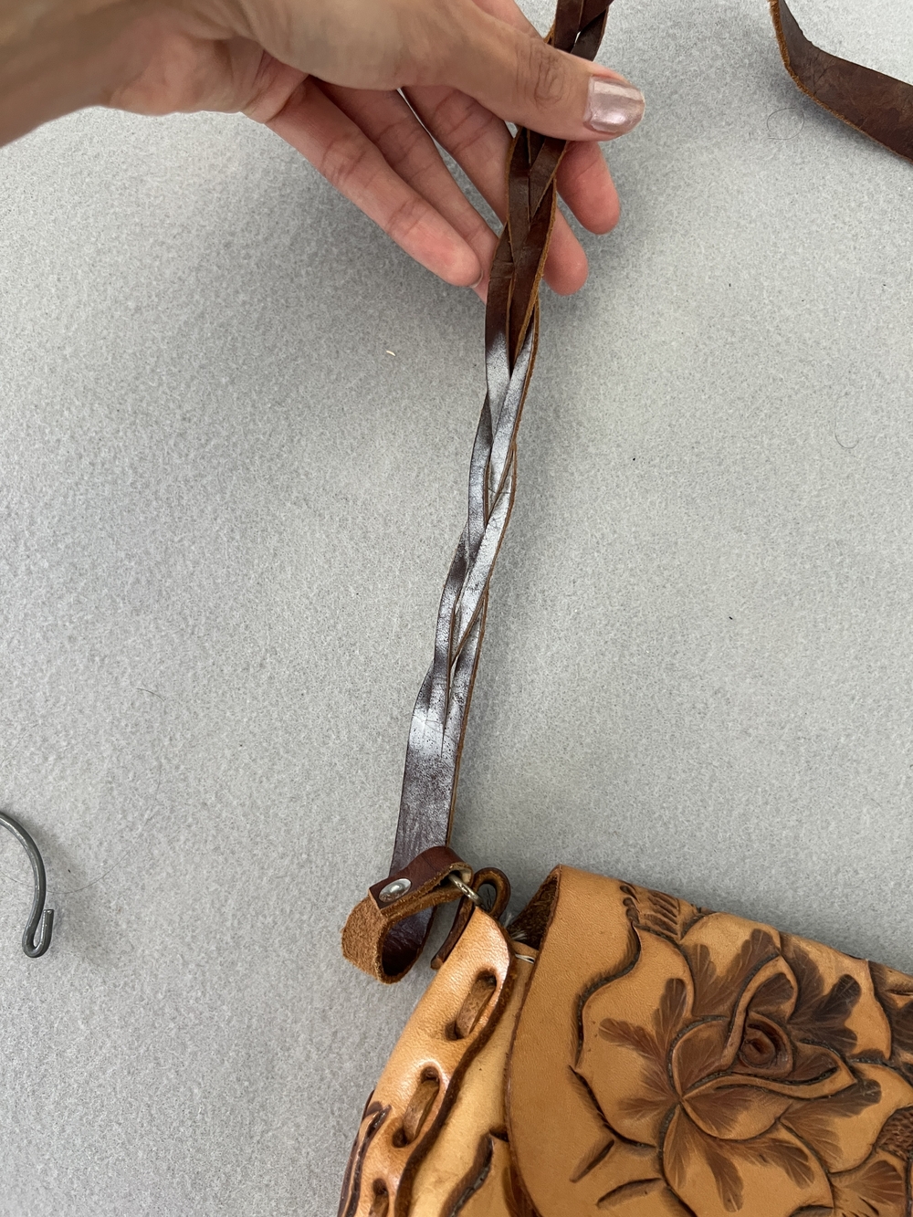 Handtooled Leather Floral Crossbody Bag - Tan - Picture 5 of 9